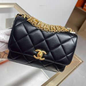 Chanel Women Pre-Loved Bag Very Good Condition